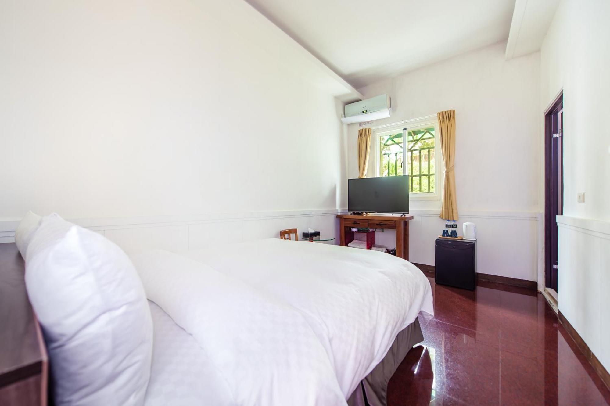 Moonlake B&B Yuchi Pokoj fotografie