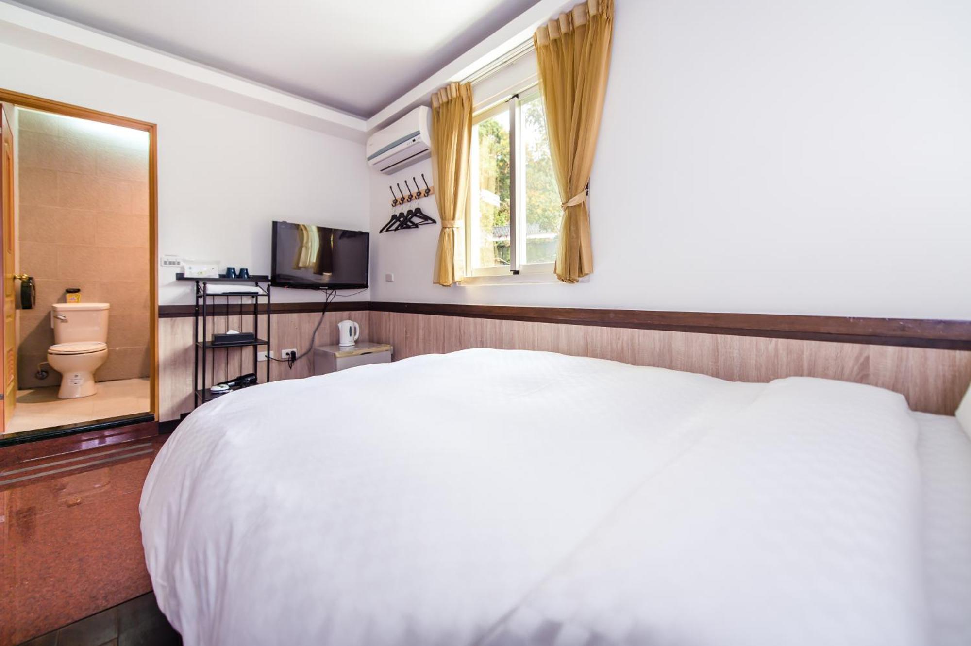 Moonlake B&B Yuchi Pokoj fotografie