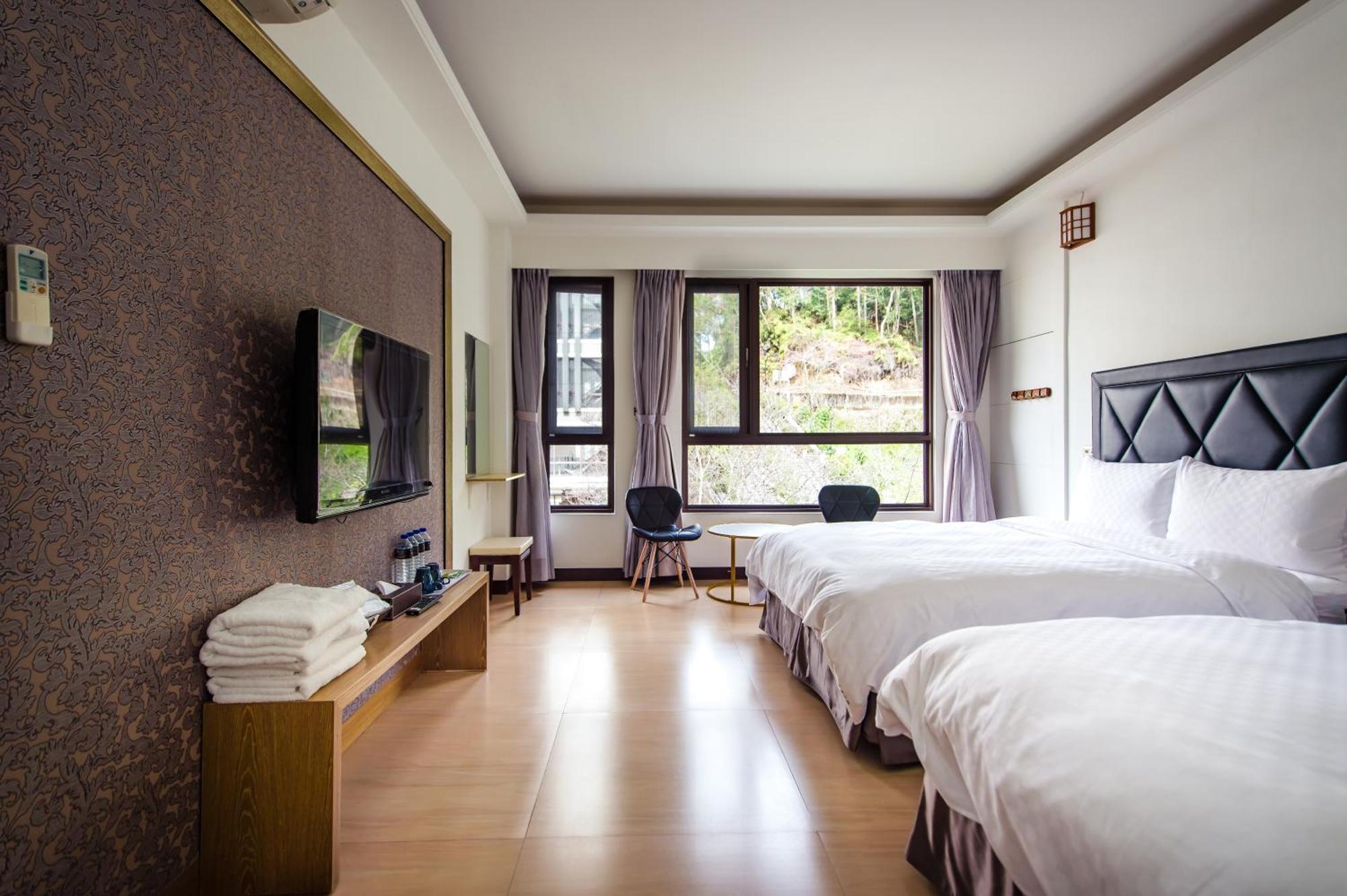 Moonlake B&B Yuchi Pokoj fotografie